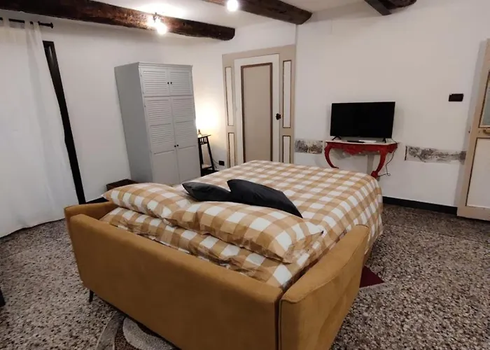 A Casa In Piazza Sauli